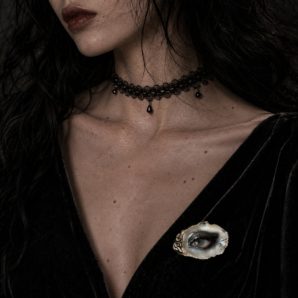 Lilith Veil: Black Smoky Oyster Eye