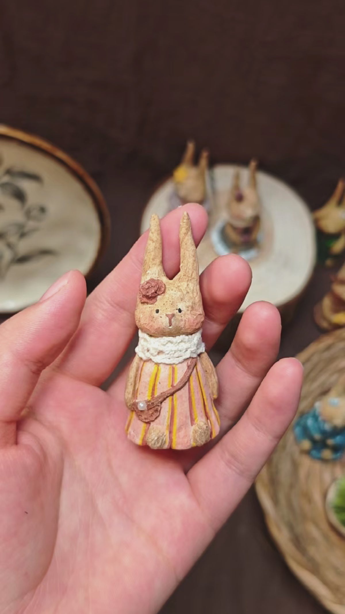 Winterwood Atelier Willowwick Family Rabbit Doll, Hand Sculpted Stone Clay Bunny Figurine with Watercolor Card, Guest Artist Tuacii