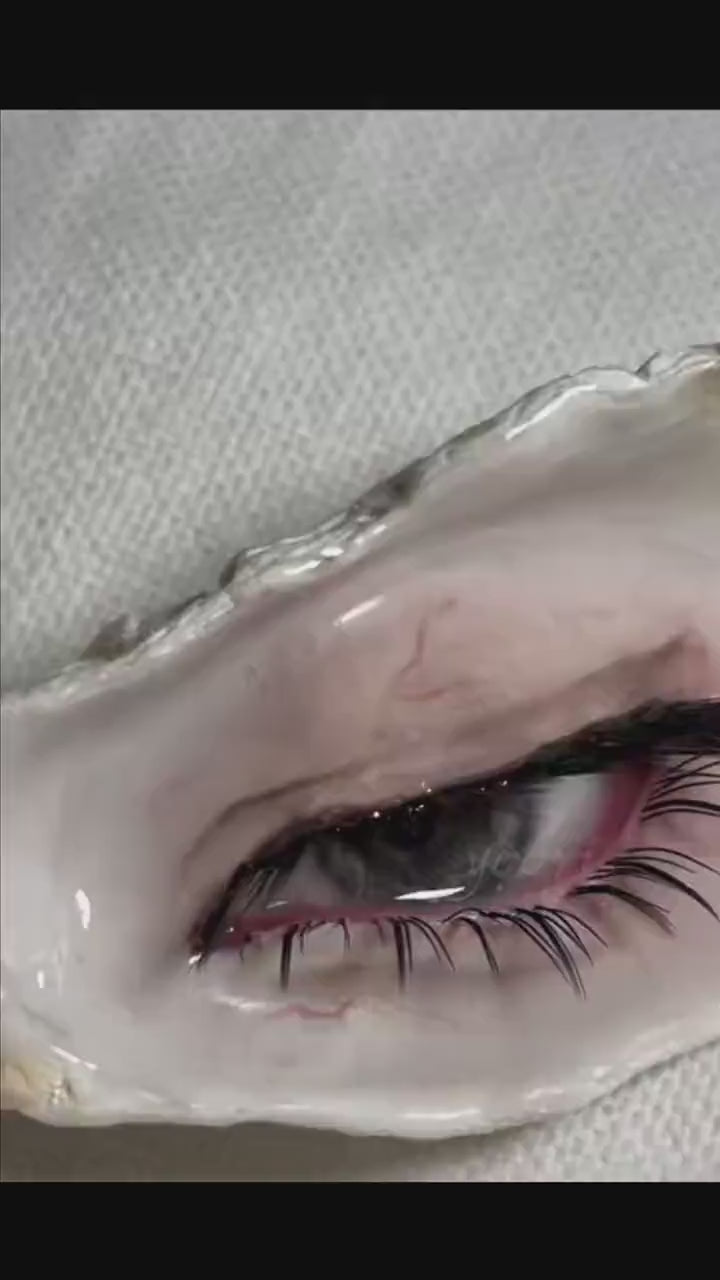 Nyra Tender Gaze Oyster Eye — Choker, Brooch or Charm — product video