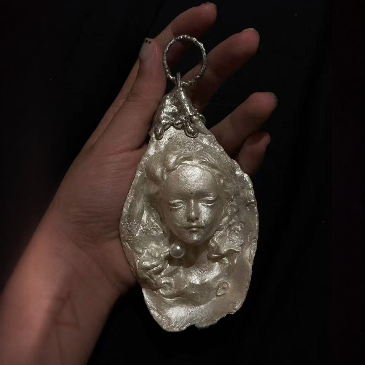 Oyster Baroque Sacred Icon — artwork and styling view 4