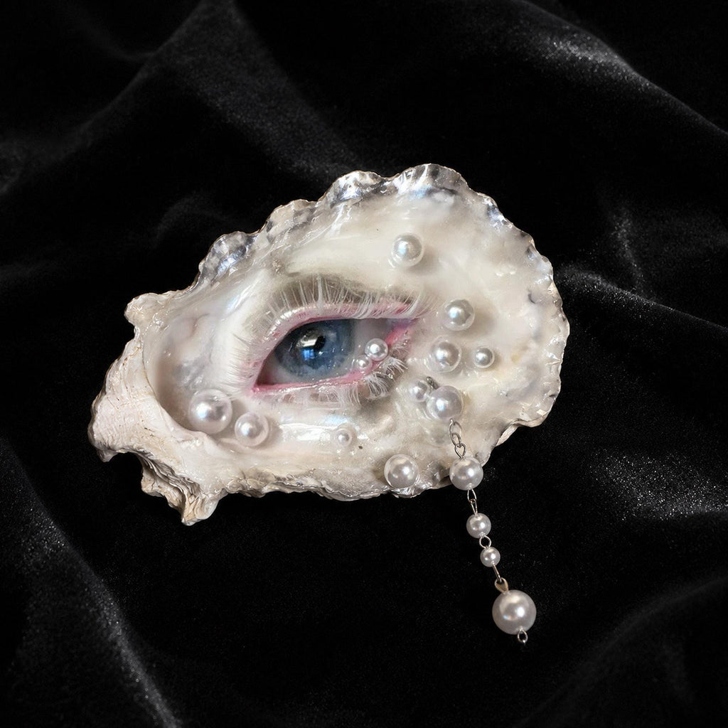 Pearl-Drop White-Water Blue Eye — artwork and styling view 2