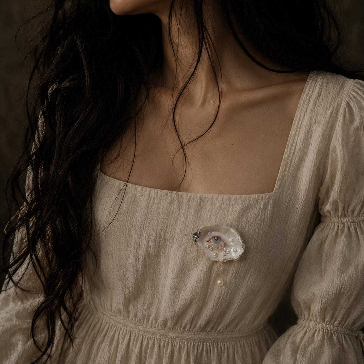 Nyra Unimpressed Gaze — artwork and styling view 5