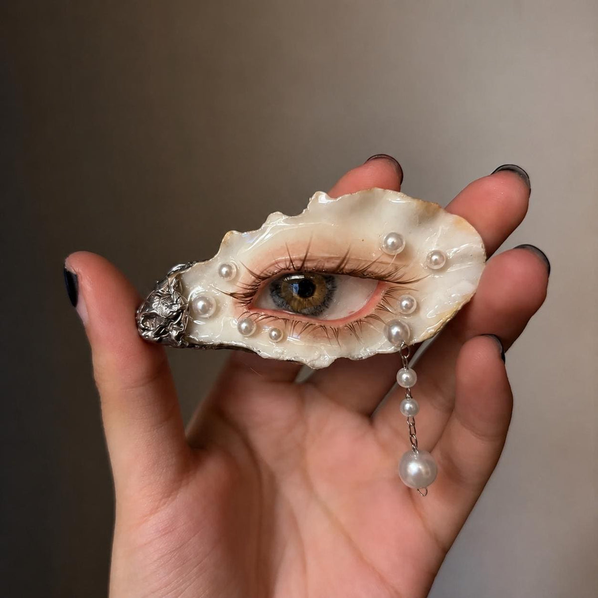 Nyra Halo Brown Eye — primary artwork view